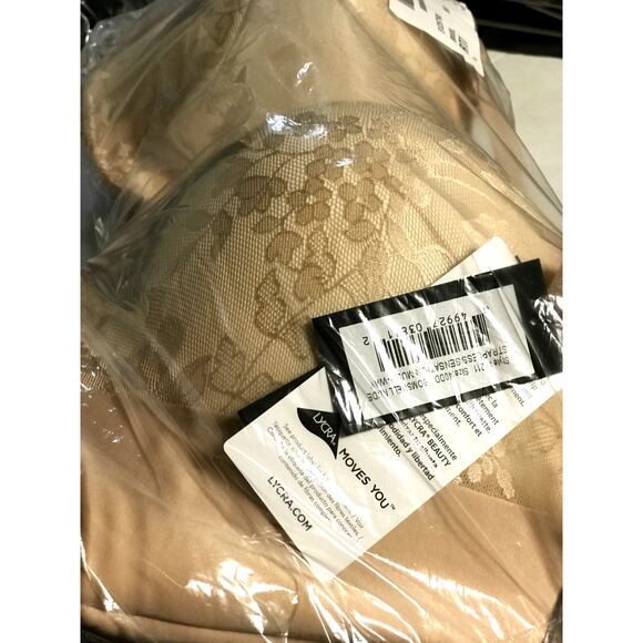 Curvy Couture NWT Strapless Sensation Multi-Way Push-Up Bra Nude 40DD - Picture 8 of 9